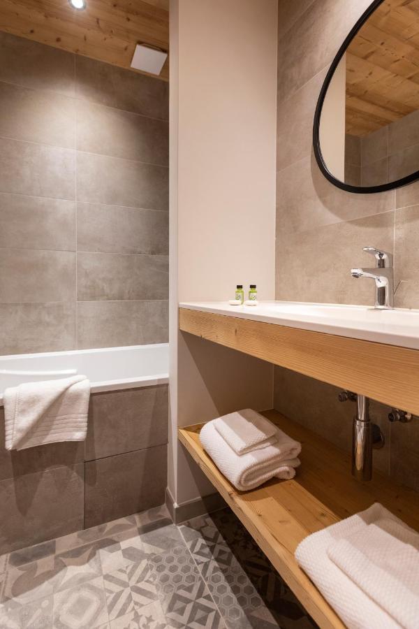Chalet Hotelier Les Equinoxes - Val D'Isere La Daille Bagian luar foto